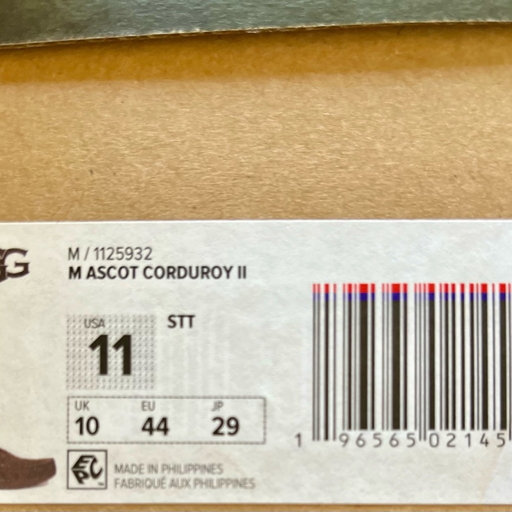 Ugg plush Ascot corduroy shoes with Sherpa lining Size 11 Men’s NIB - Picture 2 of 5